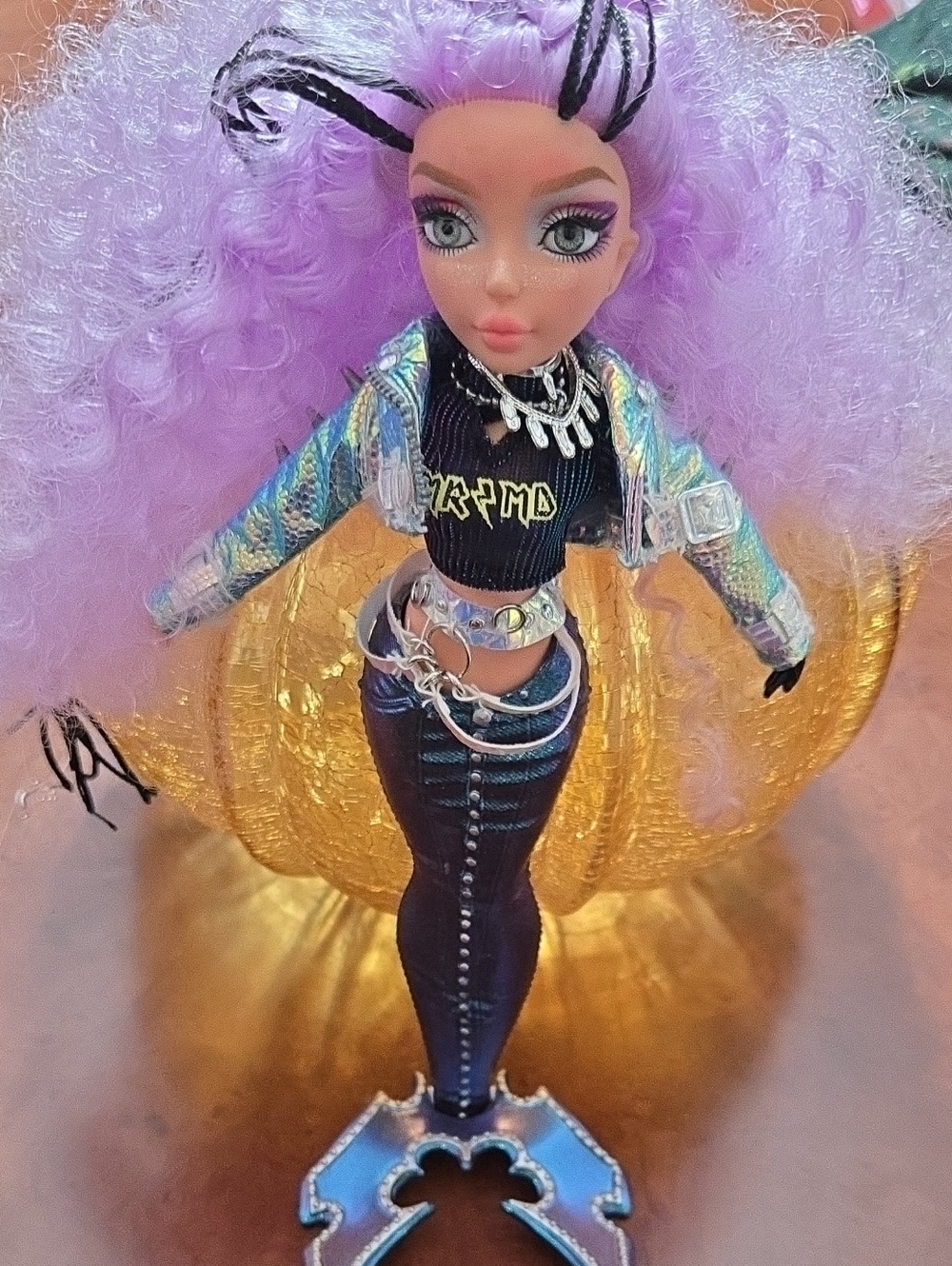 β¨οΈπ§ββοΈMermaze Mermaidz Riviera Colour Change Fashion Doll Purple Hair GUC π§ββ¨οΈ